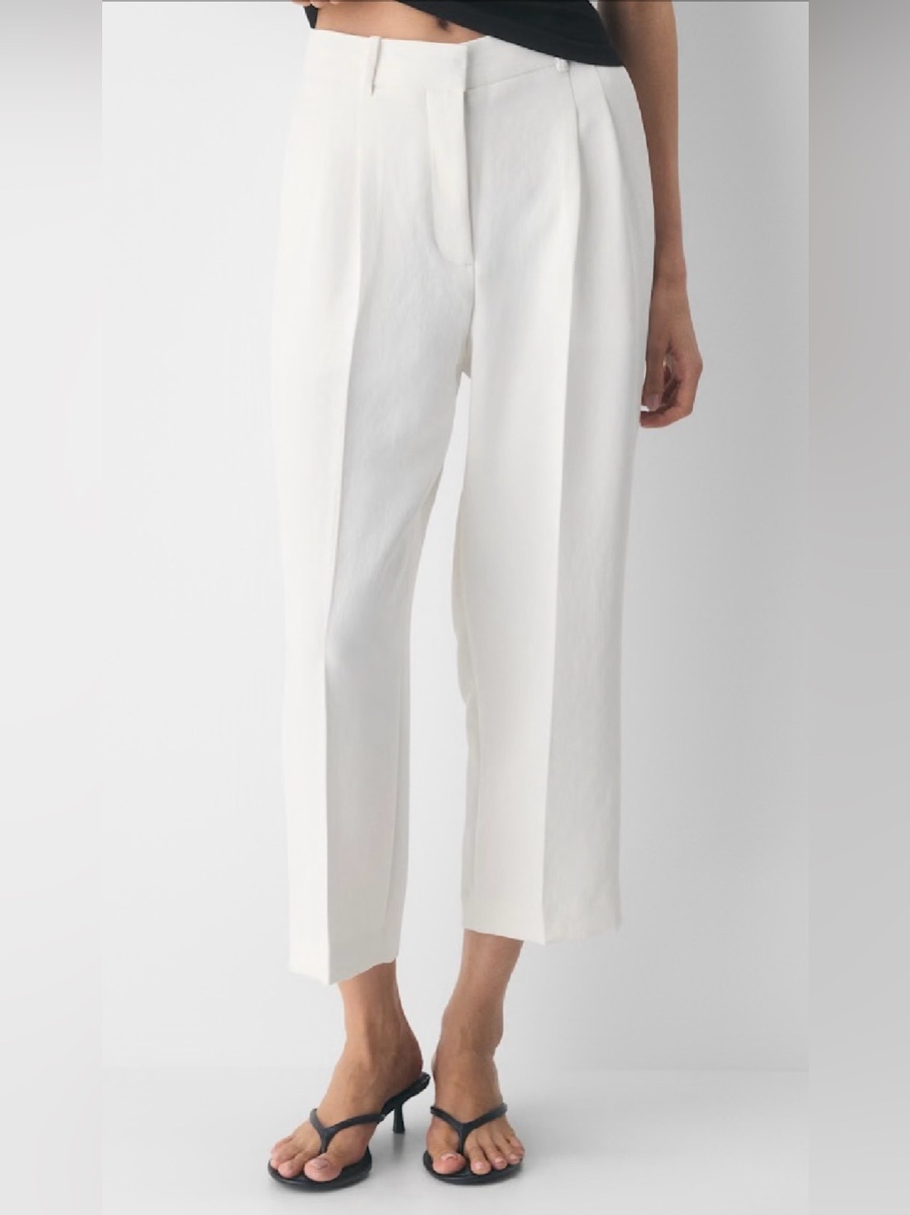 NWT Aritzia Effortless Cropped Pant 14 Light Birch